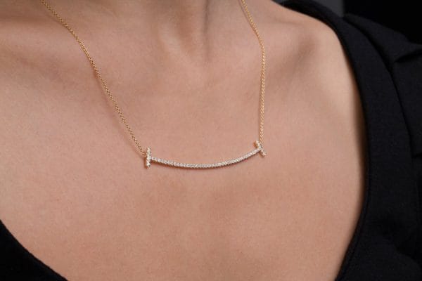 3 Large diamond smile gold necklace - Image 3