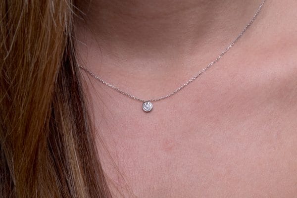 Tiny diamond disk gold necklace - Image 7