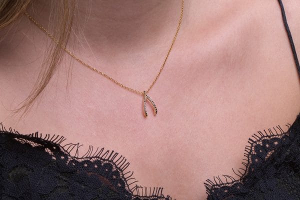Diamond wishbone gold necklace - Image 5