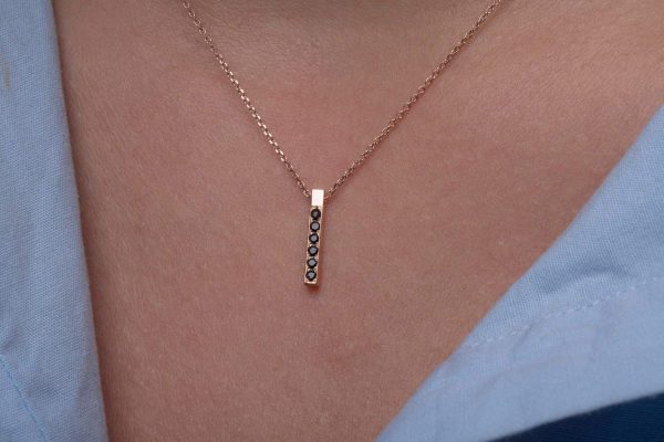 square bar pendant Black diamonds