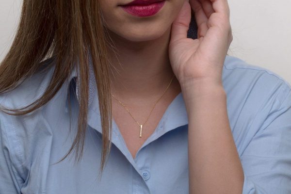 square bar pendant diamonds
