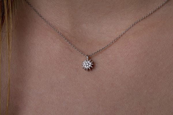 Diamond sun gold necklace - Image 2