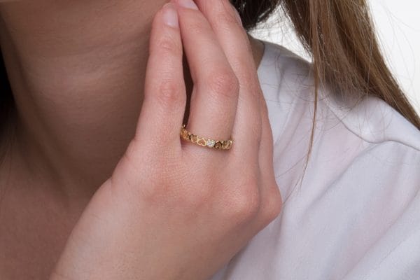 Diamond gold ring with tiny hearts - Image 3