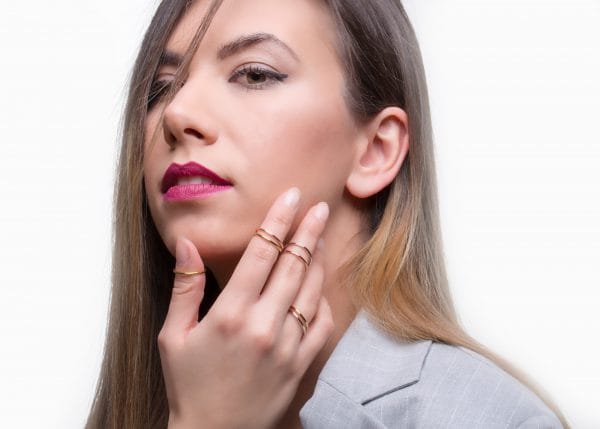 Thin solid gold band 1.25mm - Image 5