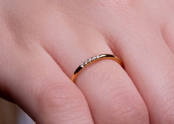 Τhin five diamond gold ring, 1.25mm - Image 7