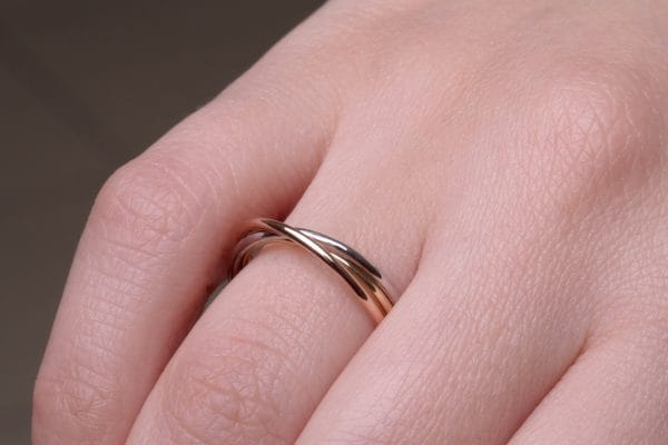 XRI_2096 Trinity ring in solid gold - Image 2