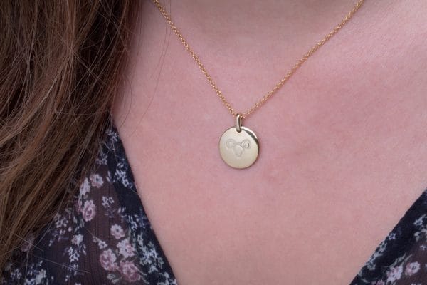 Zodiac symbol gold disk necklace - Image 5