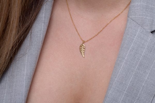 XRI_2788 Plain feather gold necklace - Image 4