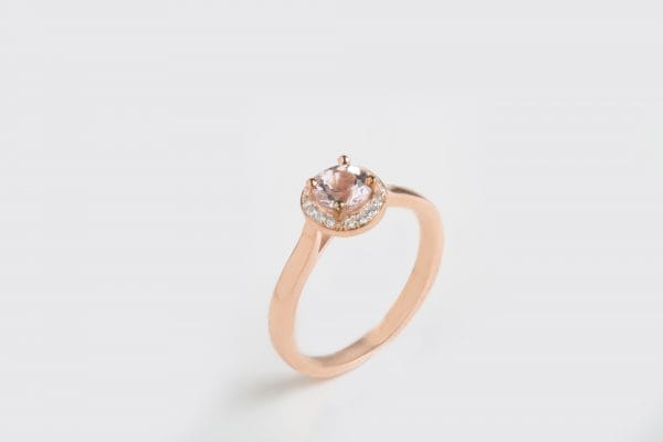 XRI_2836 Morganite circle halo ring - Image 1