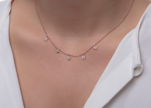 Five flower diamond gold necklace - Image 3