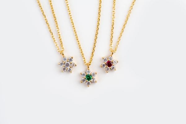 XRI_9514 Rosette diamond flower necklace - Image 1