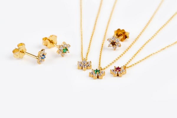 Rosette diamond flower necklace - Image 10