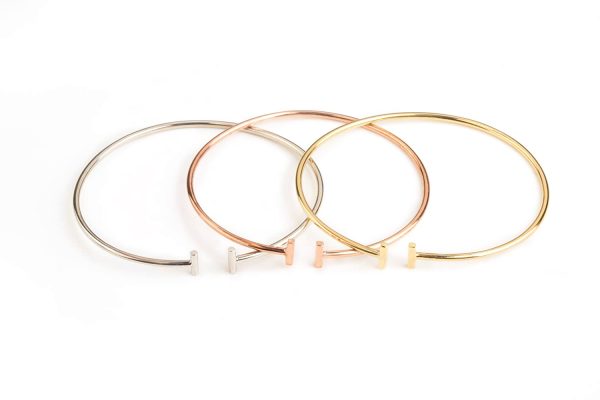 Thin T bracelet 5 Thin T chain gold bracelet - Image 6