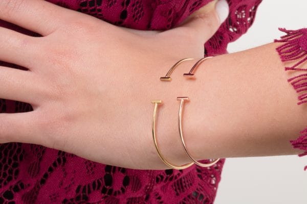 XRI_6294 Thin T chain gold bracelet - Image 4