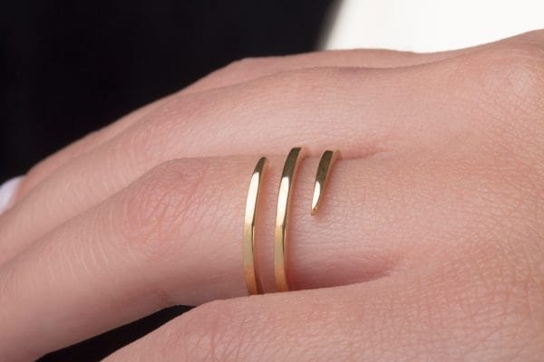 XRI_6412 Spiral wire ring in solid gold - Image 6