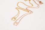 Horseshoe necklace in solid gold - Image 5