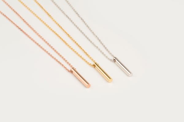 XRI_6455 Cylindrical gold bar necklace - Image 1