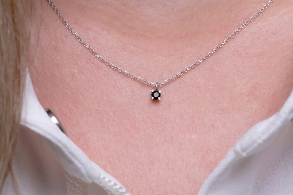 Solitaire diamond necklace 0.25ct - Image 6