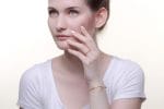 Five spare diamonds gold ring - Image 3