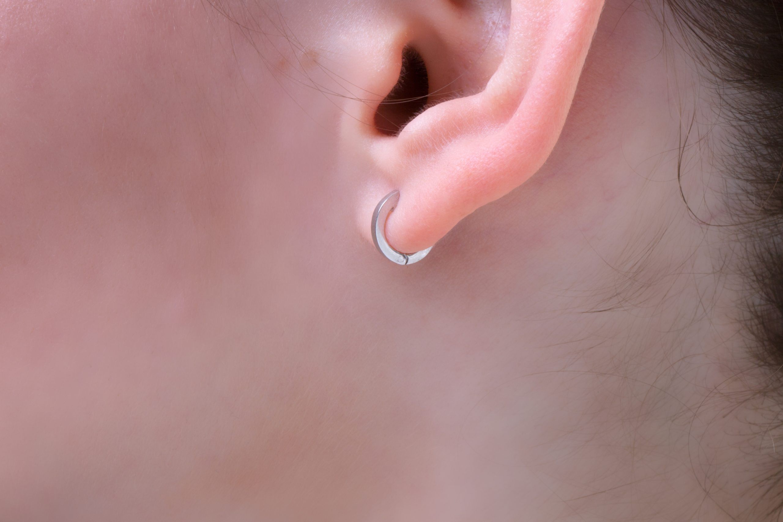 14 K Gold Hoop Earring Solid Gold Earring Minimalist ... | Elk & Bloom |  SilkFred US