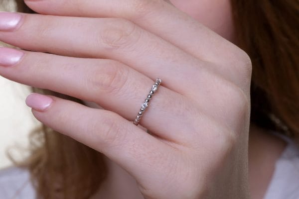 ANV_6895 Diamond dotted gold ring - Image 6