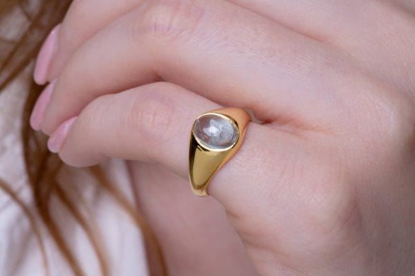 IMGL2201 Aquamarine cabochon gold ring - Image 5