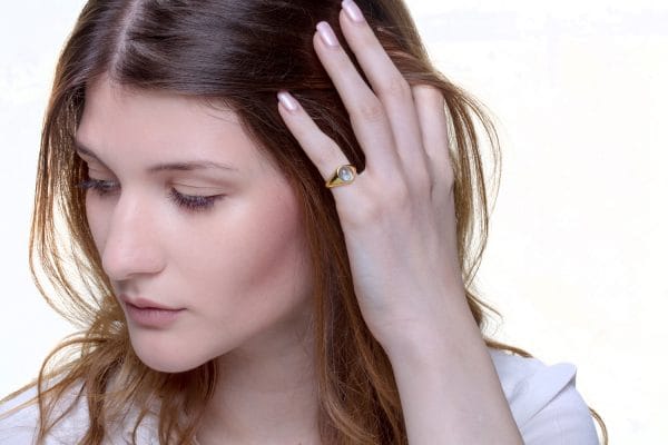 IMGL2204 Aquamarine cabochon gold ring - Image 7