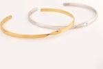 Twisted open gold bangle - Image 8