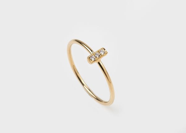 Tiny bar diamond gold ring - Image 3