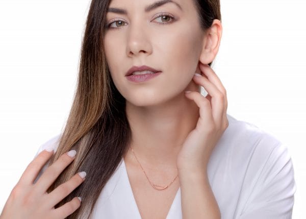 Floating Curved chevron gold necklace - Image 3