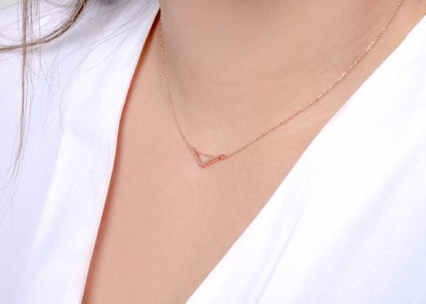 Floating angle chevron gold necklace - Image 7