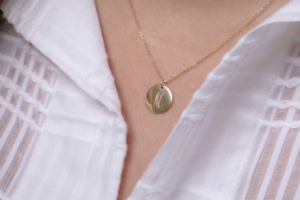 Small Initial gold disc necklace - Image 6