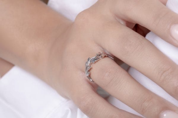 Leaf pattern gold ring - Image 5