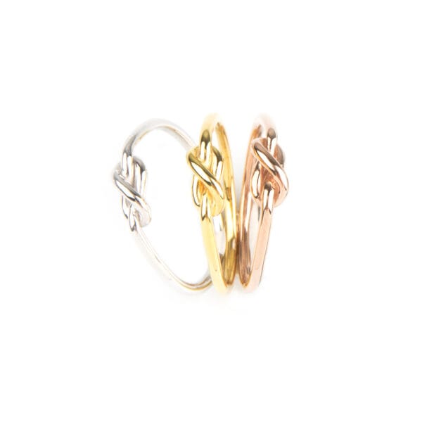 Dainty Knot ring in solid gold, RN210 - Image 8