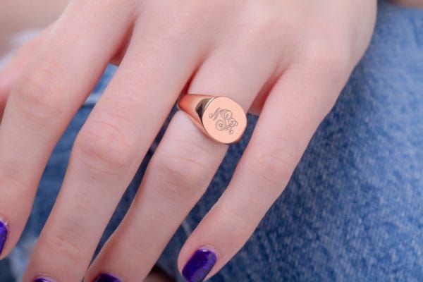 Fashion signet ring in solid gold, RN340 - Image 4