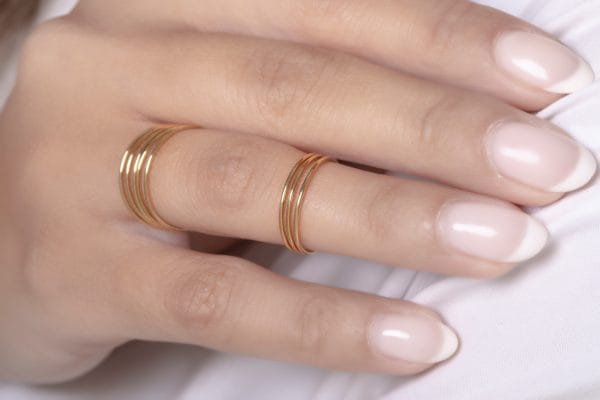 Ultra thin solid gold ring - Image 7
