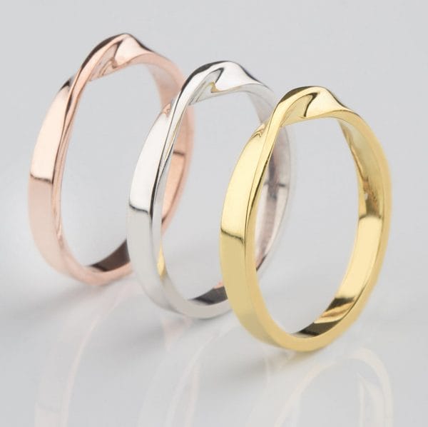 Gold mobius ring 2.4mm, RN100 - Image 2