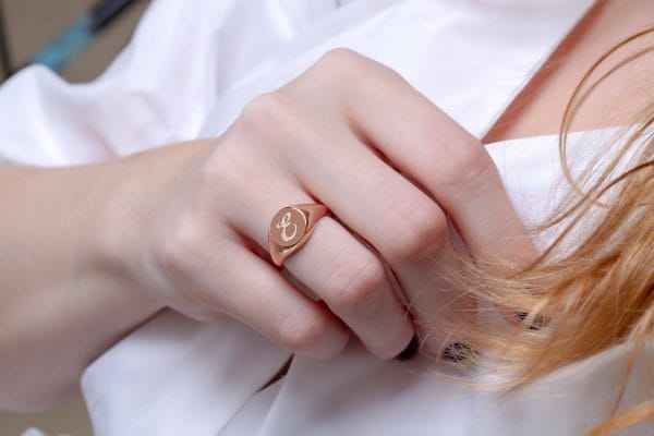 Round Chevalier gold ring, RN320 - Image 3