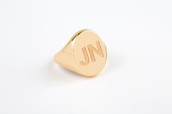 Large gold signet ring - Image 5