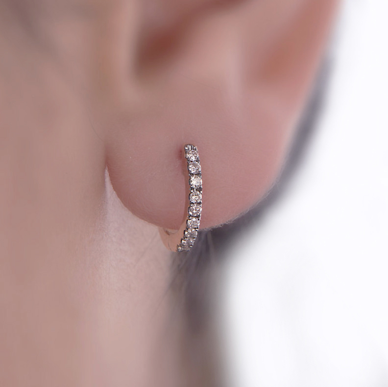 Hoop earrings in platinum with diamonds, small. | Tiffany & Co.