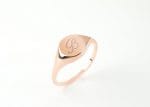 Dainty round signet ring, RN368 - Image 3