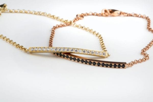 19 diamond bar gold bracelet - Image 5