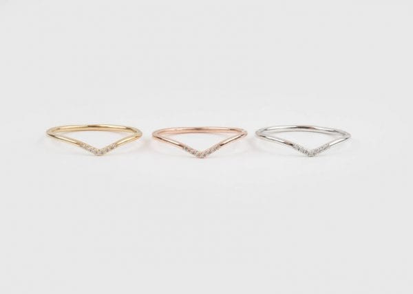7 diamonds chevron gold ring - Image 4
