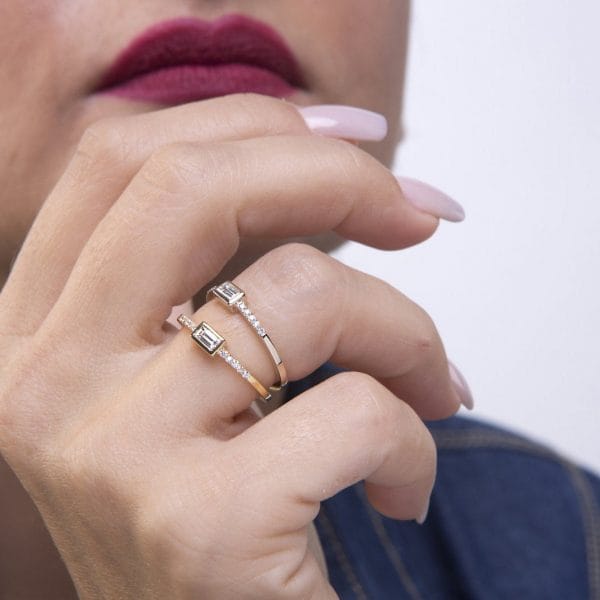 Baguette diamond gold ring - Image 3
