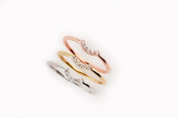 Curved small diamond ring, RN469 - Image 5