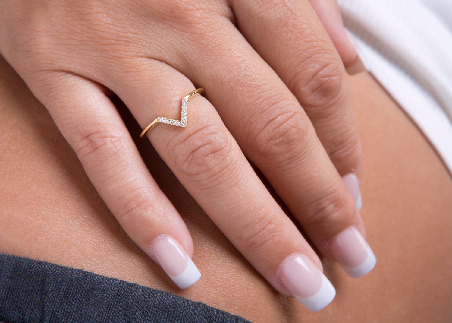 V Shape Diamond Solid Gold Ring, V Shape Wedding Band Ring, Chevron Diamond  Ring, Bridal Jewelry, Stackable Rings, Geometric Rose White Ring - Etsy