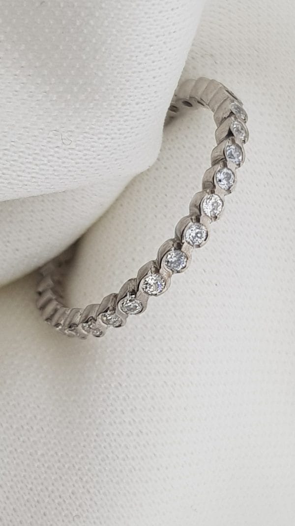 Diamond eternity gold band - Image 4