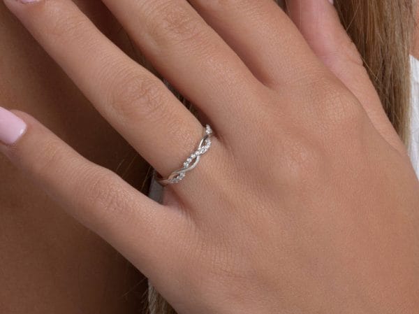 Diamond infinity ring 12 diamonds 1 Diamond infinity ring 16 diamonds - Image 1