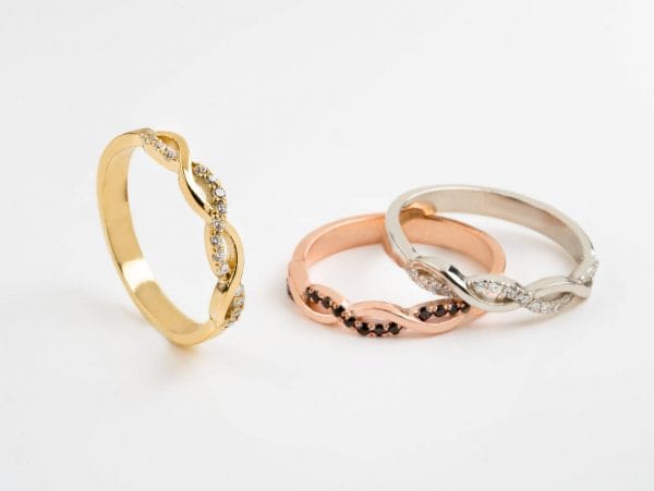 Diamond infinity ring 16 diamonds - Image 4