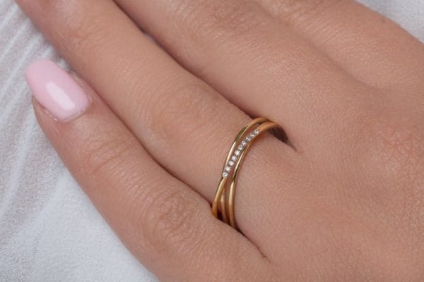 Twisted wire ring with diamonds, small - Image 3